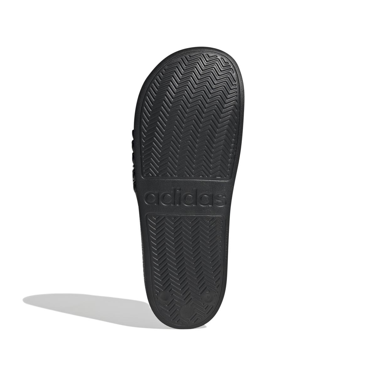 product/a/d/adidas_gz3772_4_footwear_photography_bottom_view_white_000.jpg