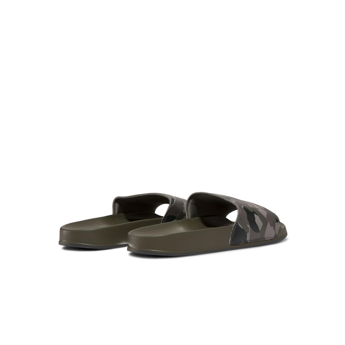 product/r/e/reebok_gw3226_6_footwear_photography_-_ecommerce_back_lateral_top_view_white_000.jpg