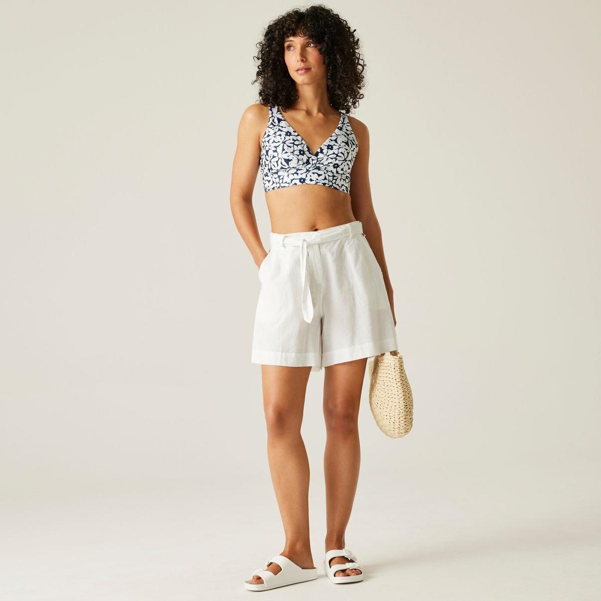 product/r/e/regatta_rwm030-4h2_navy-white-large-floral_6.jpg