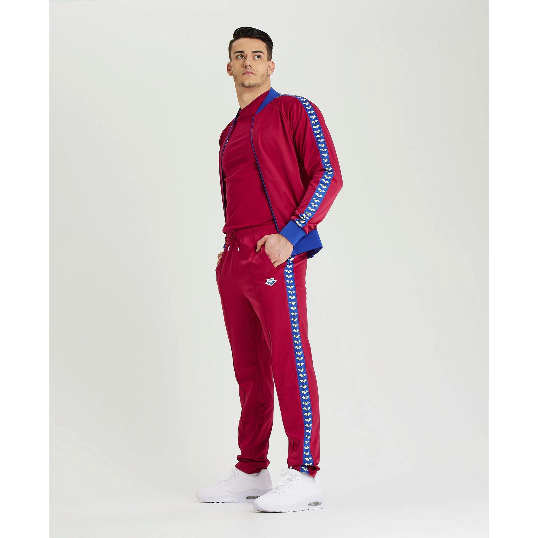 product/a/r/arena_002699-483_burgundy-neon-blue-butter_3.jpg