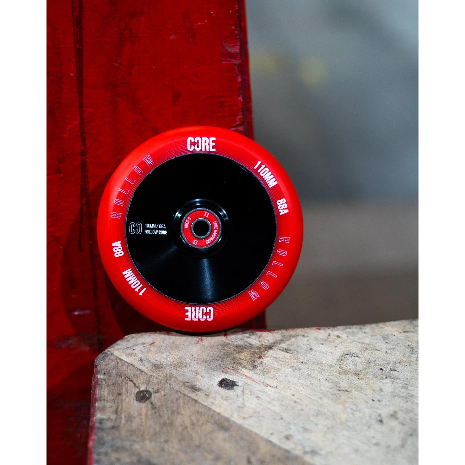 product/c/o/core_corehllw-red_blk_rouge-noir_3.jpg