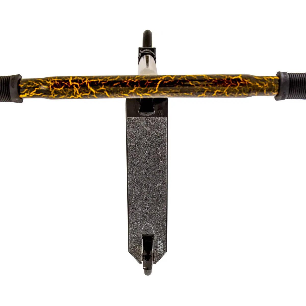 product/c/r/crisp-scooters_1220500_black-gold-cracking_3.jpg