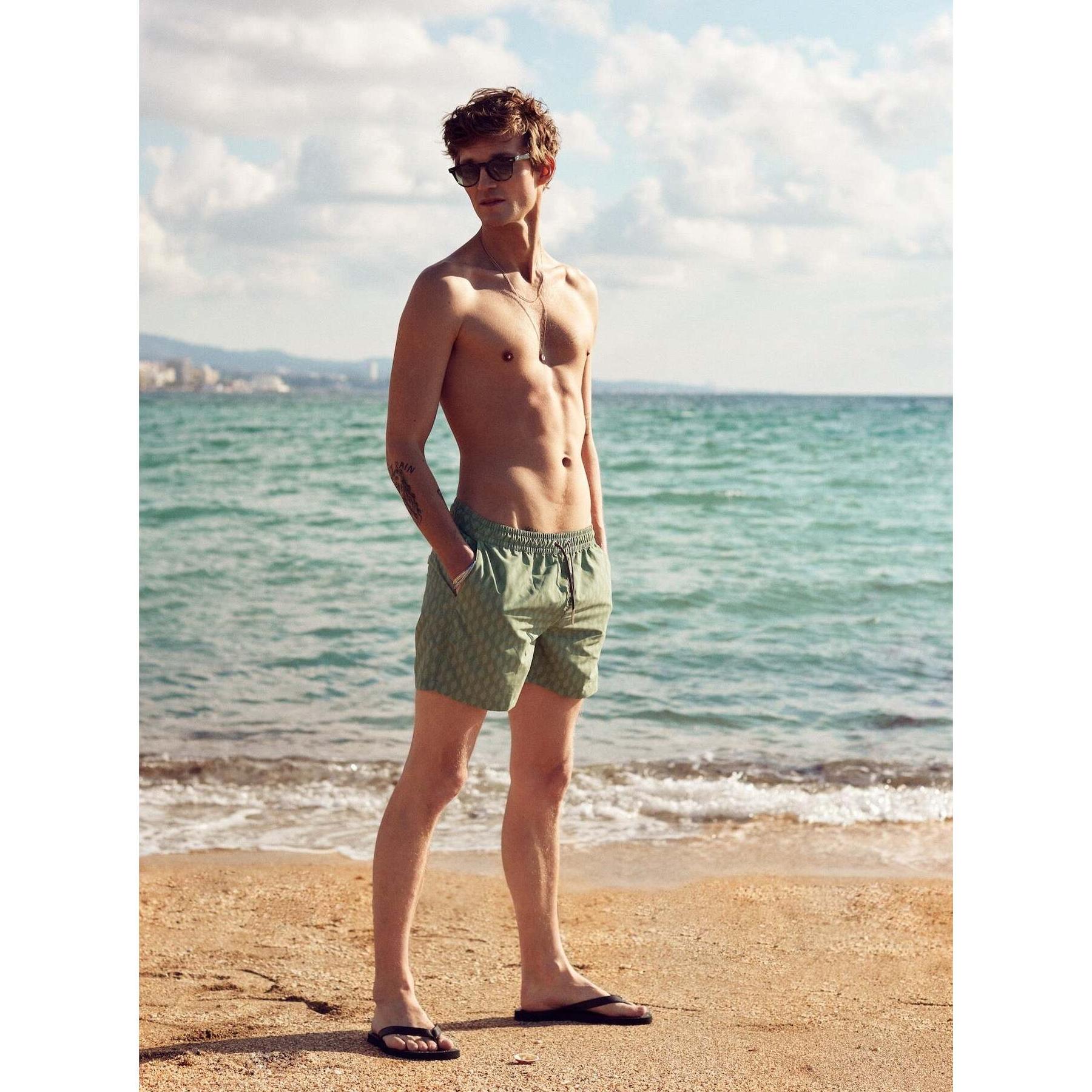 product/t/h/the-resort-co_ds220020_green_3.jpg